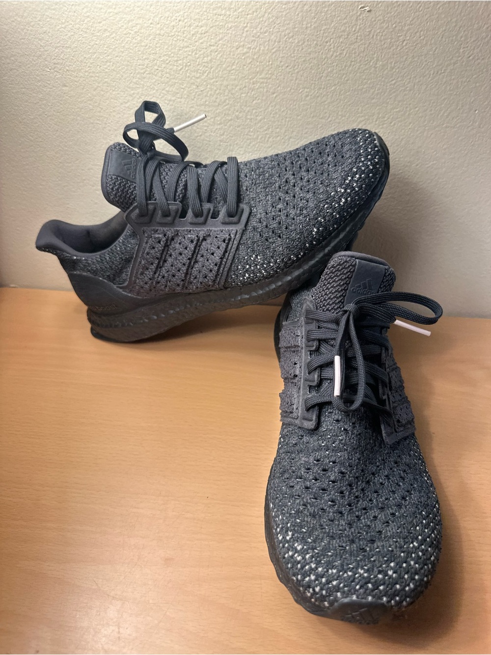 Adidas UltraBoost Clima Limited Carbon Men’s Shoes Size 10